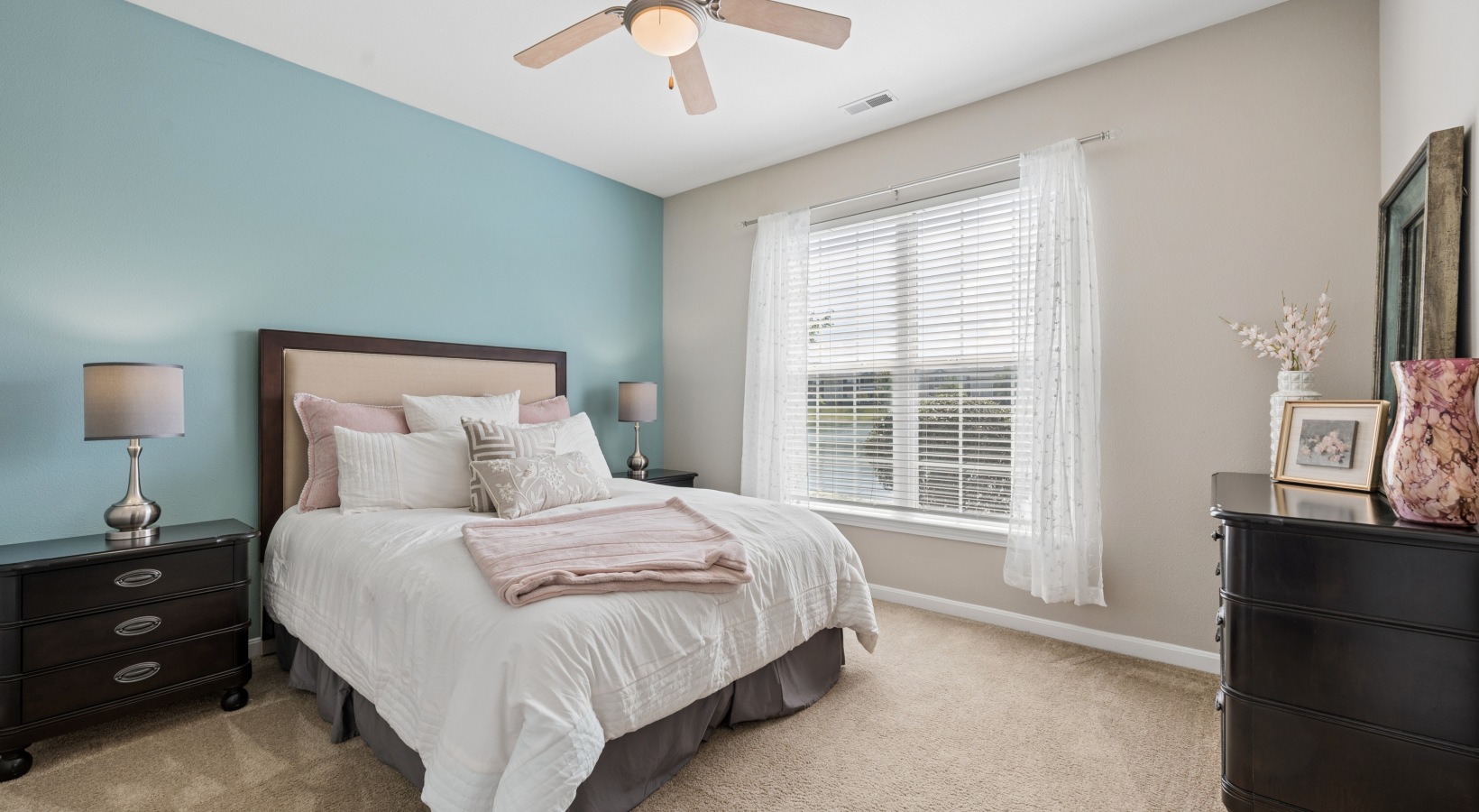 Cumberland Pointe - Business Photo